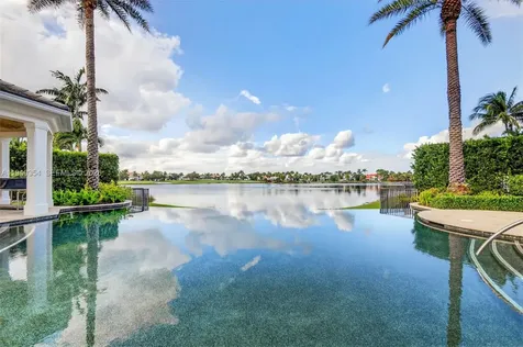 642 Hermitage Circle Palm Beach Gardens FL 33410