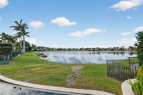 642 Hermitage Circle Palm Beach Gardens FL 33410