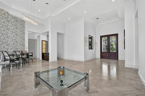 642 Hermitage Circle Palm Beach Gardens FL 33410