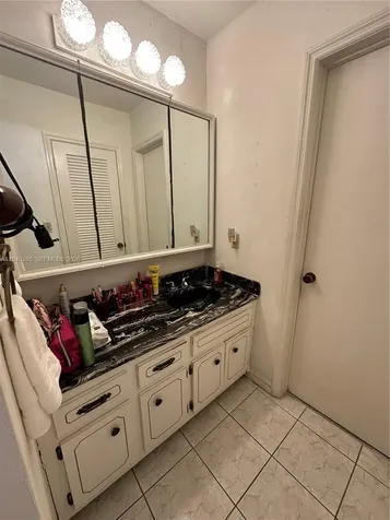 431 NW 32nd Court Miami FL 33125