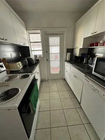 431 NW 32nd Court Miami FL 33125