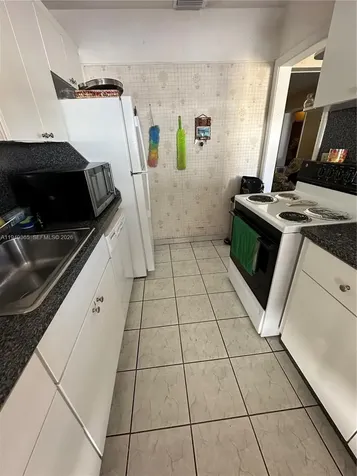 431 NW 32nd Court Miami FL 33125