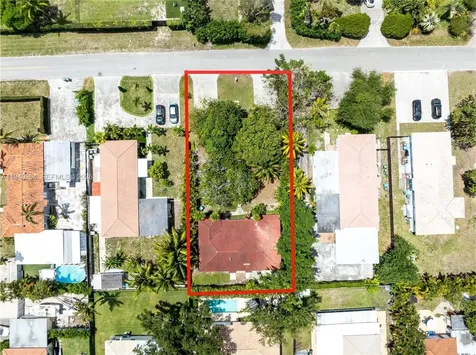 11105 NE 9th Avenue Biscayne Park FL 33161