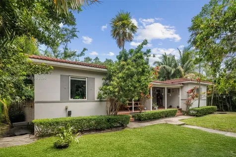 11105 NE 9th Avenue Biscayne Park FL 33161