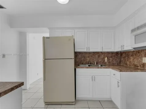 1811 SW 97th Terrace Miramar FL 33025