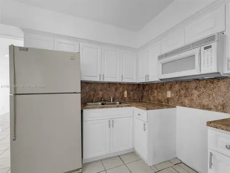 1811 SW 97th Terrace Miramar FL 33025