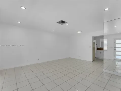 1811 SW 97th Terrace Miramar FL 33025