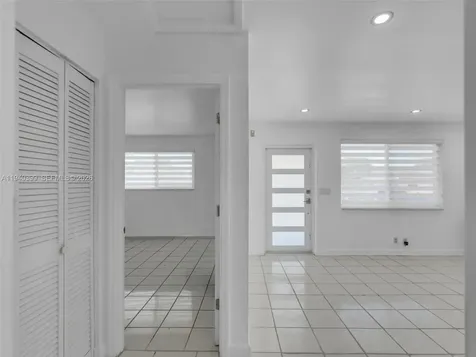 1811 SW 97th Terrace Miramar FL 33025