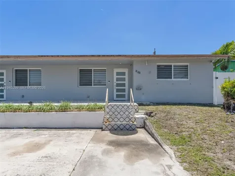 1811 SW 97th Terrace Miramar FL 33025