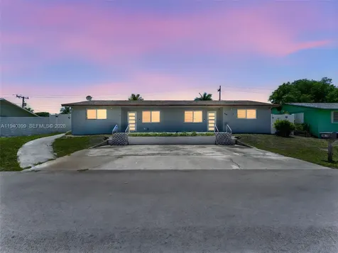 1811 SW 97th Terrace Miramar FL 33025