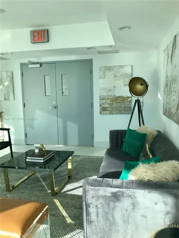 480 NE 30th Street Miami FL 33137