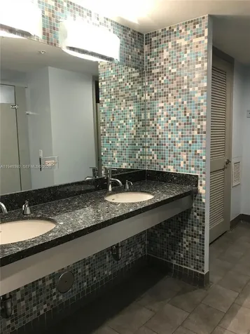 480 NE 30th Street Miami FL 33137