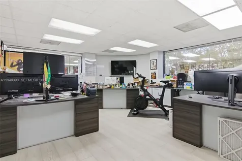 1640 W Oakland Park Boulevard Oakland Park FL 33311