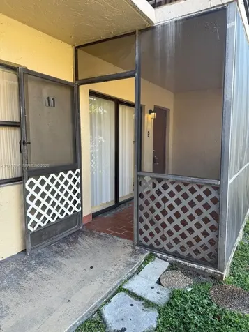 6545 W 27th Court Hialeah FL 33016