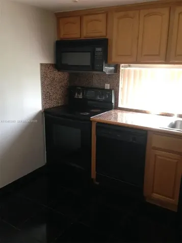 16919 N Bay Road Sunny Isles Beach FL 33160