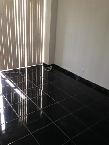 16919 N Bay Road Sunny Isles Beach FL 33160