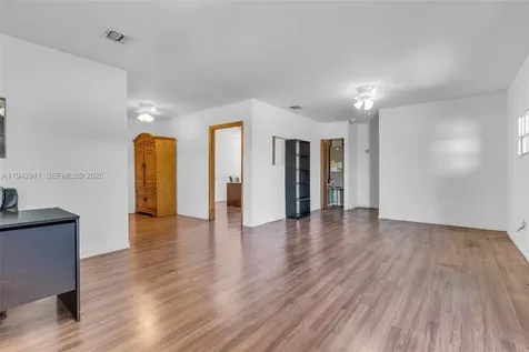20601 SW 194th Avenue Miami FL 33187
