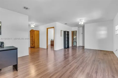 20601 SW 194th Avenue Miami FL 33187