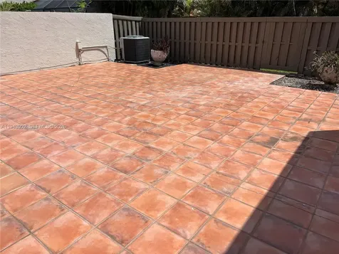 8589 SW 115 Place Miami FL 33173