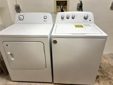 8589 SW 115 Place Miami FL 33173