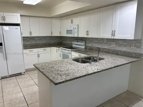 8589 SW 115 Place Miami FL 33173