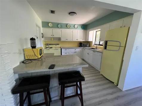 1425 Grant Street Hollywood FL 33020