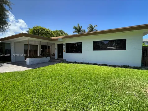 1425 Grant Street Hollywood FL 33020