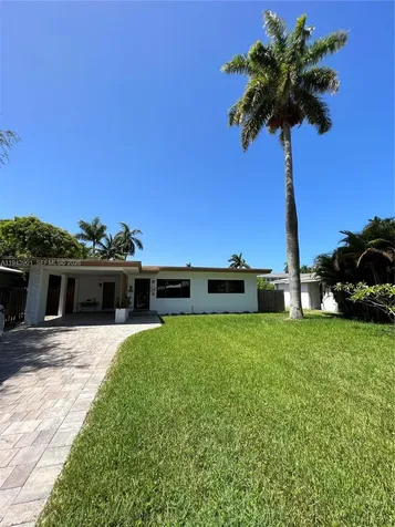 1425 Grant Street Hollywood FL 33020