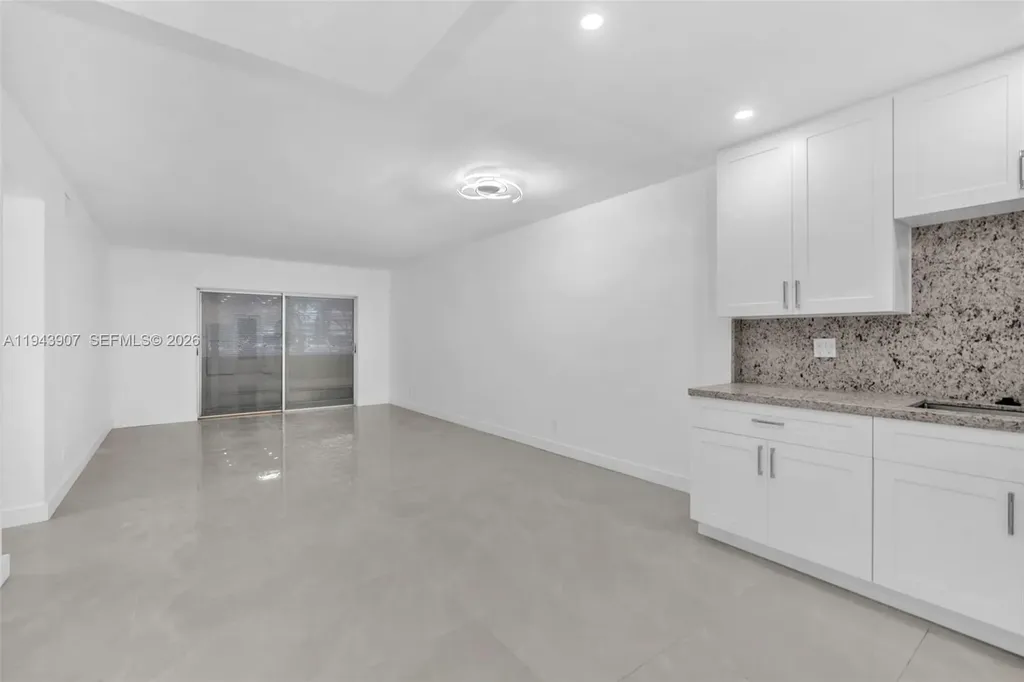 1201 Hillcrest Court Hollywood FL 33021