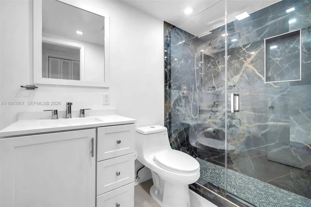 1201 Hillcrest Court Hollywood FL 33021