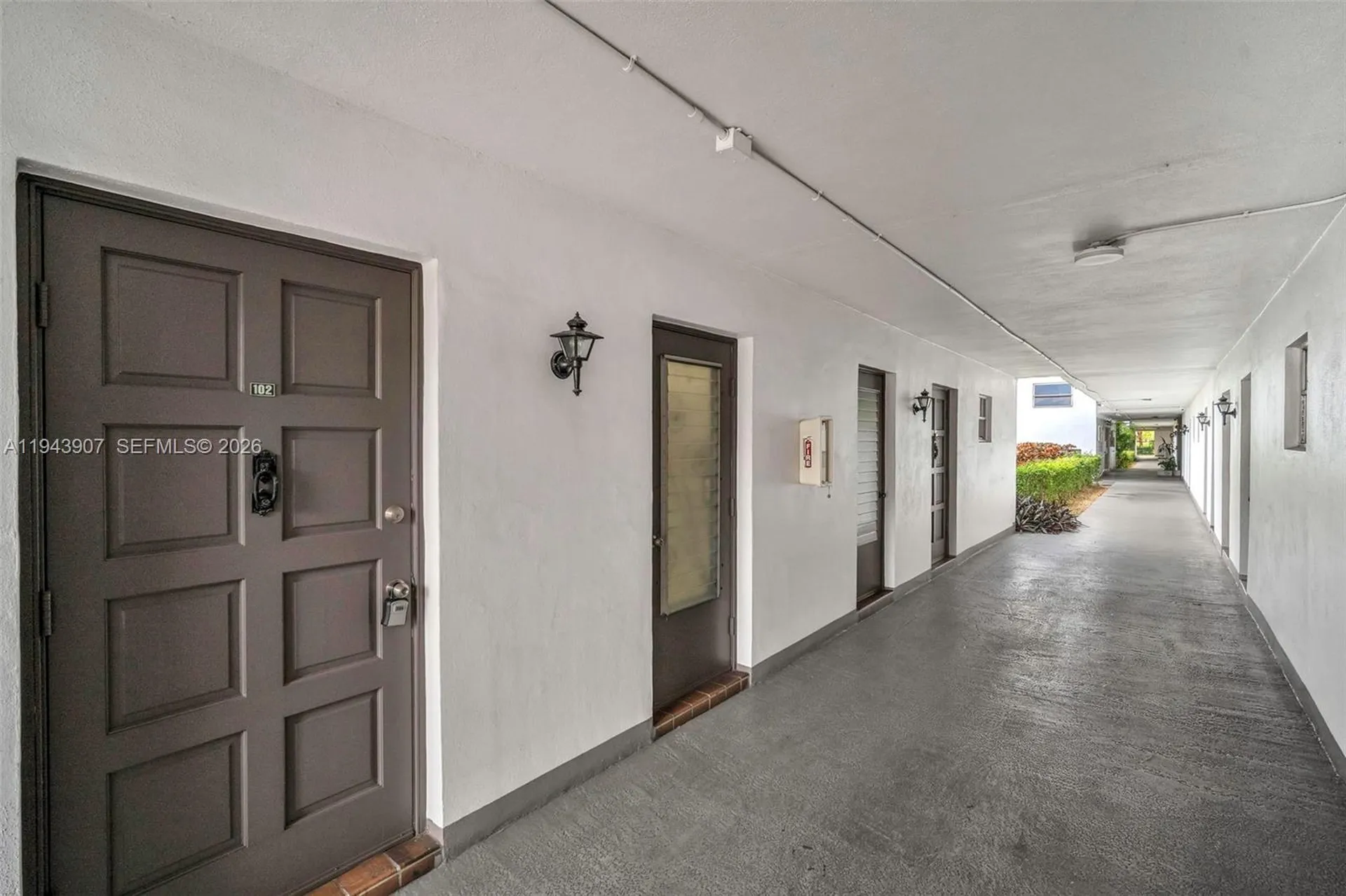 1201 Hillcrest Court Hollywood FL 33021