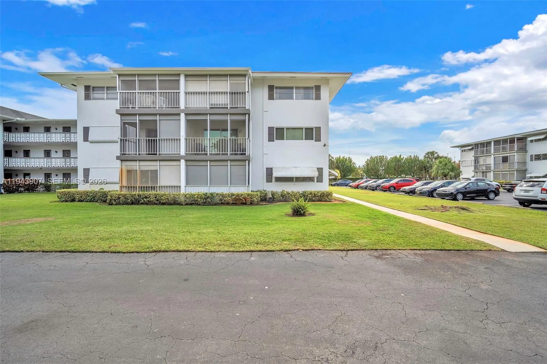 1201 Hillcrest Court Hollywood FL 33021