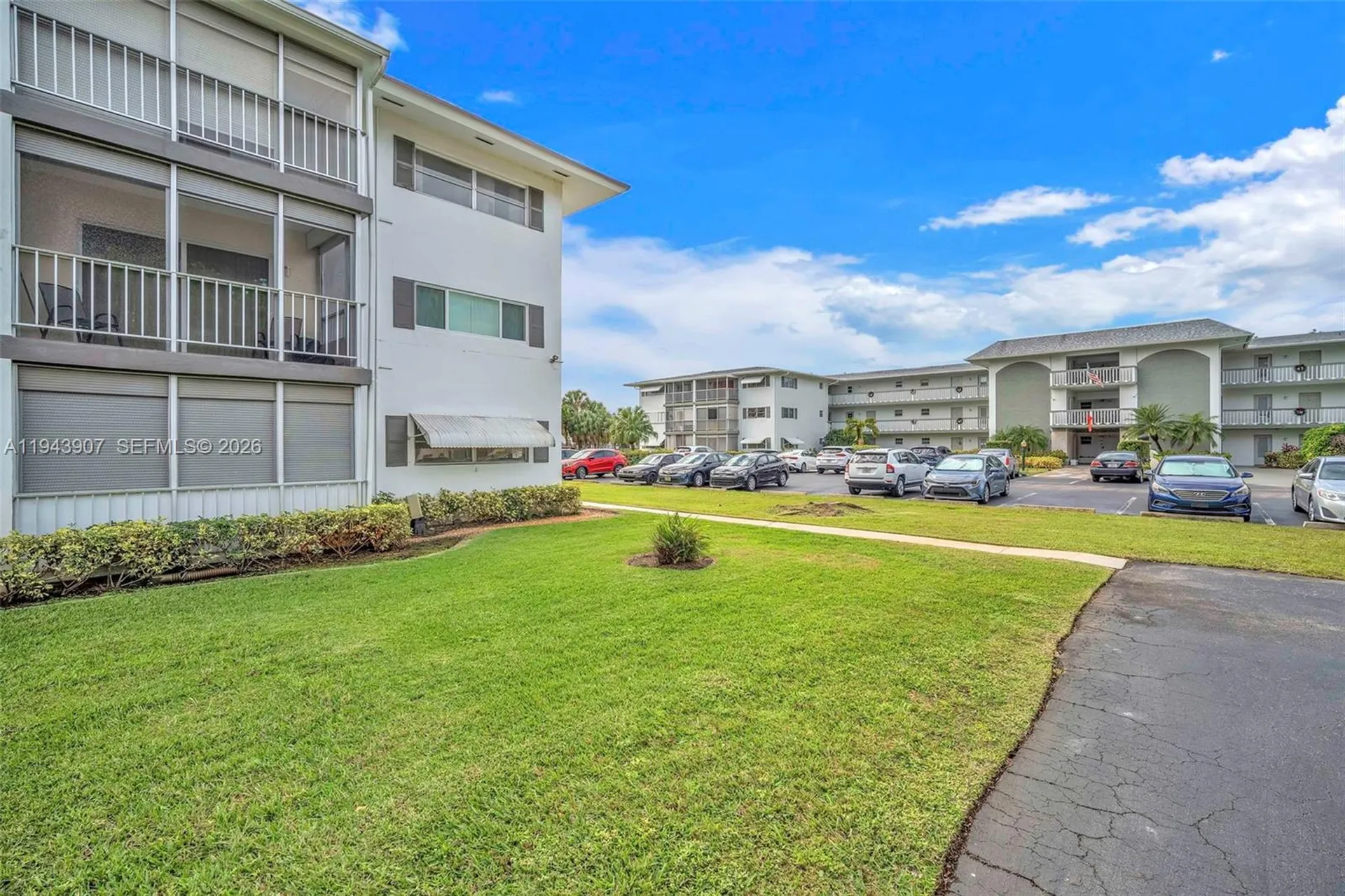 1201 Hillcrest Court Hollywood FL 33021