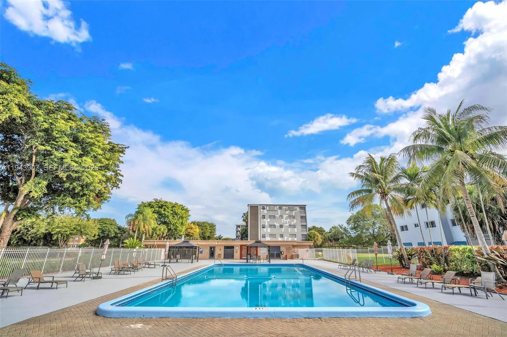 1201 Hillcrest Court Hollywood FL 33021
