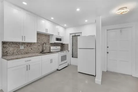 1201 Hillcrest Court Hollywood FL 33021