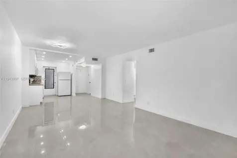 1201 Hillcrest Court Hollywood FL 33021