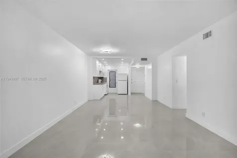 1201 Hillcrest Court Hollywood FL 33021
