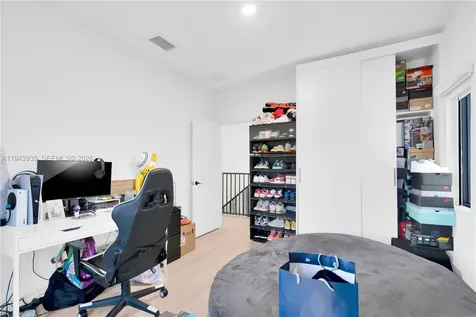 287 NW 13th Place Florida City FL 33034