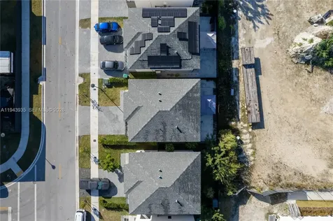 287 NW 13th Place Florida City FL 33034