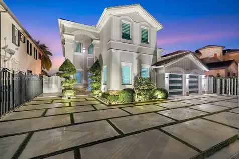 18061 NW 87th Court Hialeah FL 33018