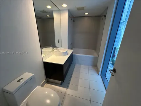 31 SE 6th Street Miami FL 33131