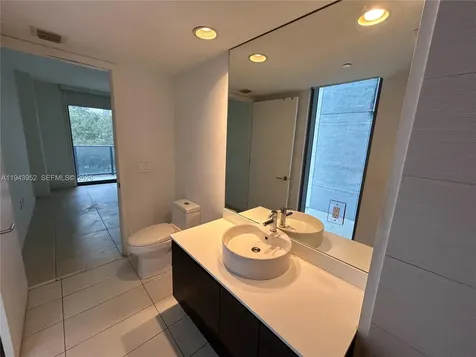 31 SE 6th Street Miami FL 33131
