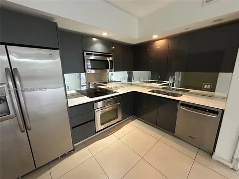 31 SE 6th Street Miami FL 33131