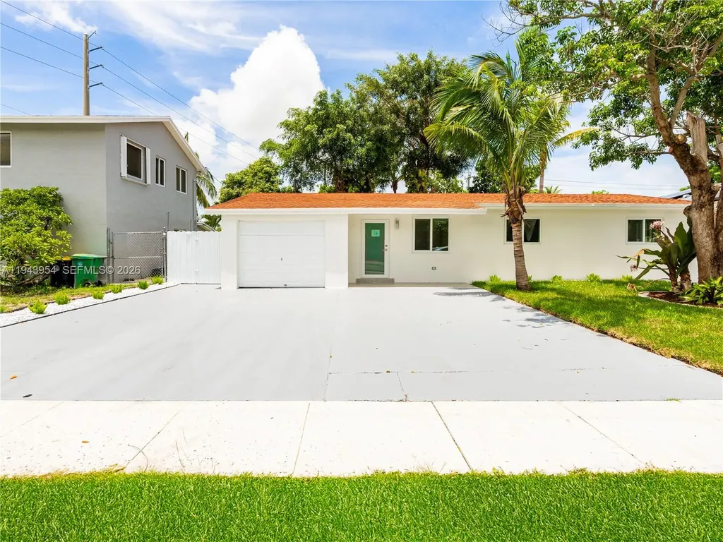 254 SW 4th Street Dania Beach FL 33004
