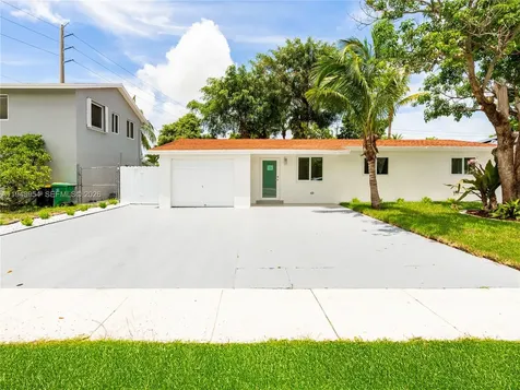 254 SW 4th Street Dania Beach FL 33004