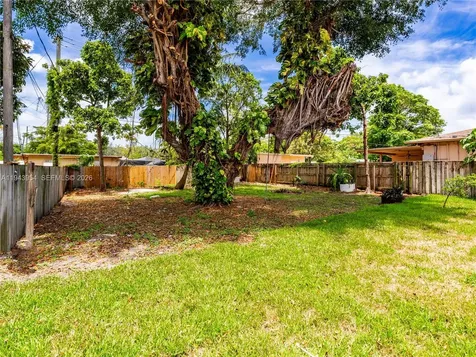 254 SW 4th Street Dania Beach FL 33004