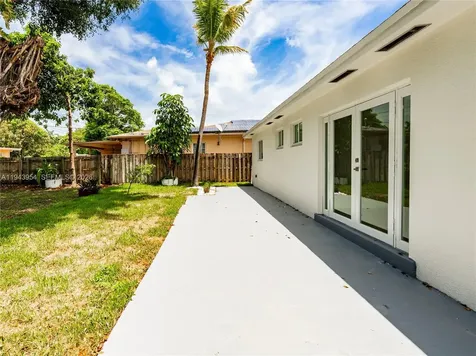 254 SW 4th Street Dania Beach FL 33004