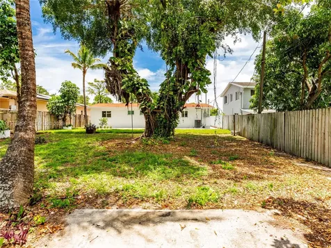 254 SW 4th Street Dania Beach FL 33004
