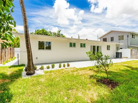 254 SW 4th Street Dania Beach FL 33004