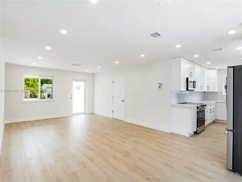 254 SW 4th Street Dania Beach FL 33004
